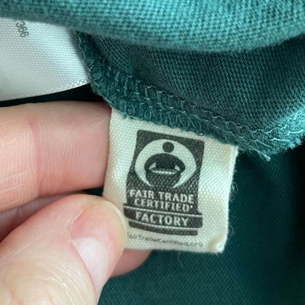 Madewell V-Neck T-shirt - Picture 5 of 5